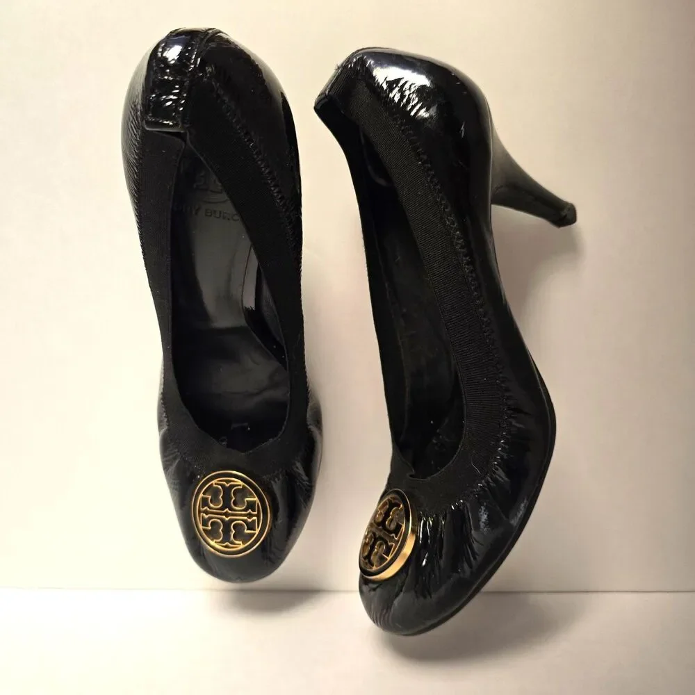 TORY BURCH Caroline Black Patent Leather Pumps Gold Medallion Sz 8